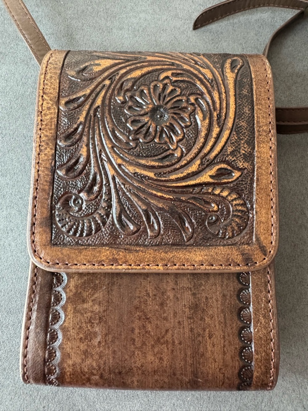Tooled Western Style Crossbody Bag Brown Faux Leather Small Festival Purse Boho - Picture 3 of 11